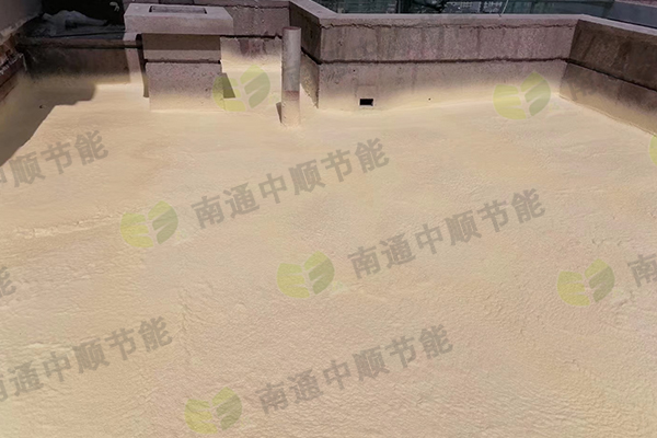 聚氨酯发泡.jpg 聚氨酯发泡.jpg